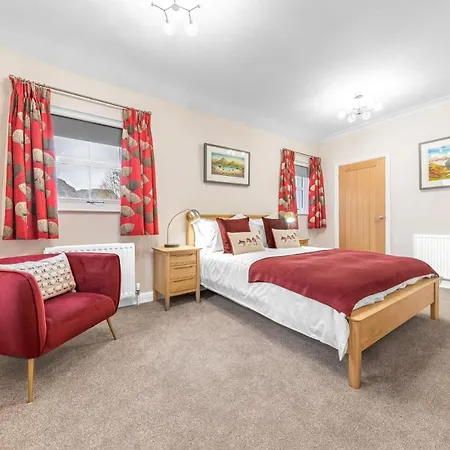 Summerbank Cottage, Luxury District In Holiday home